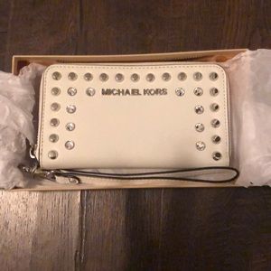 Michael Kors wristlet